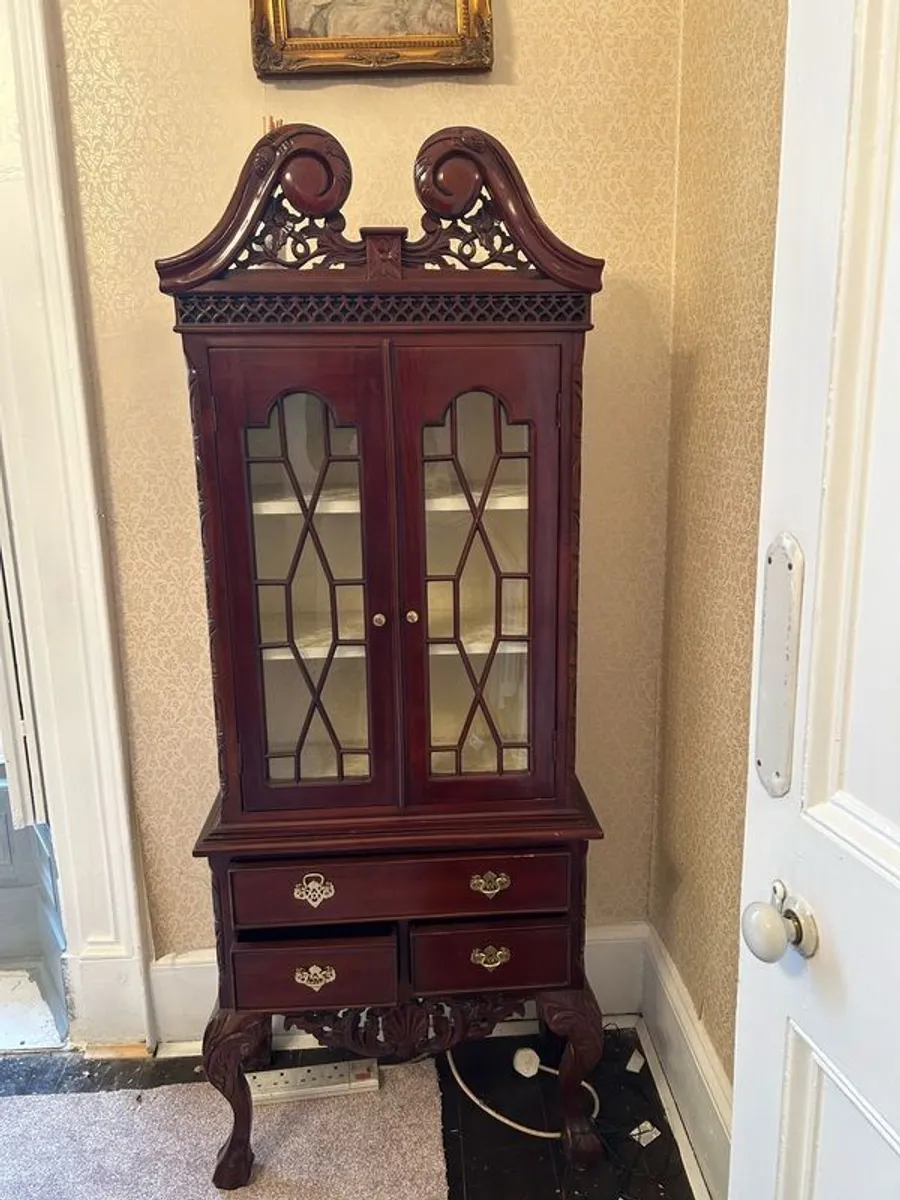Display Cabinet - Image 3