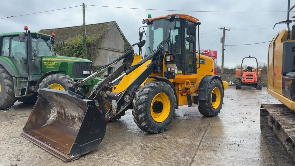 Jcb 411 loading shovel - Image 2