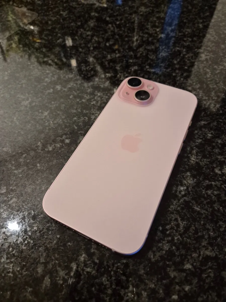 Immaculate condition! iPhone 15 512GB - Unlocked - Image 2