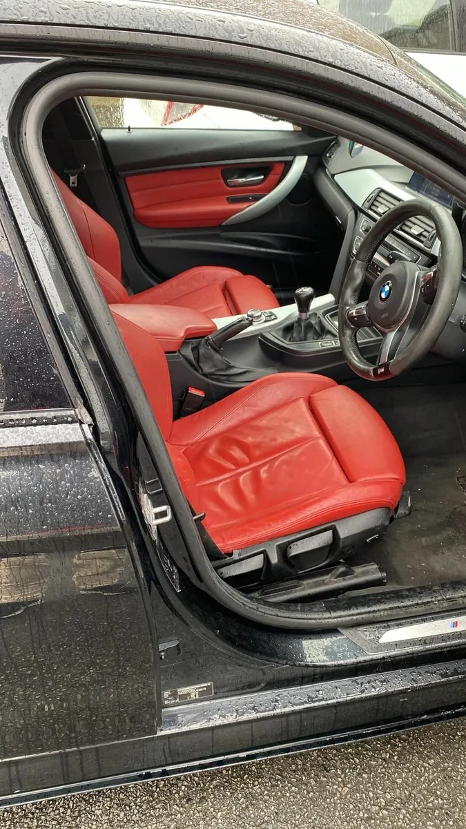 BMW 3-Series 2013 - Image 2