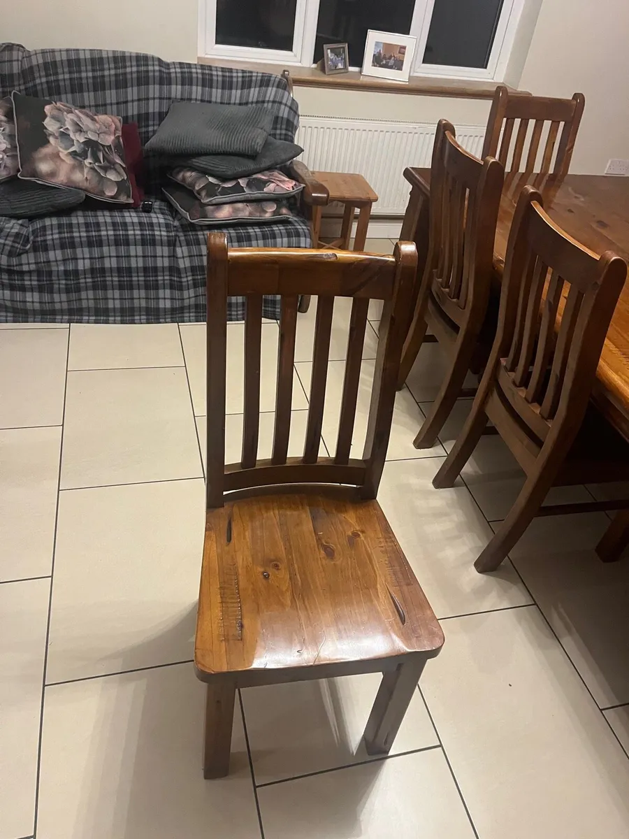 Kitchen table and 8 chairs - Image 3