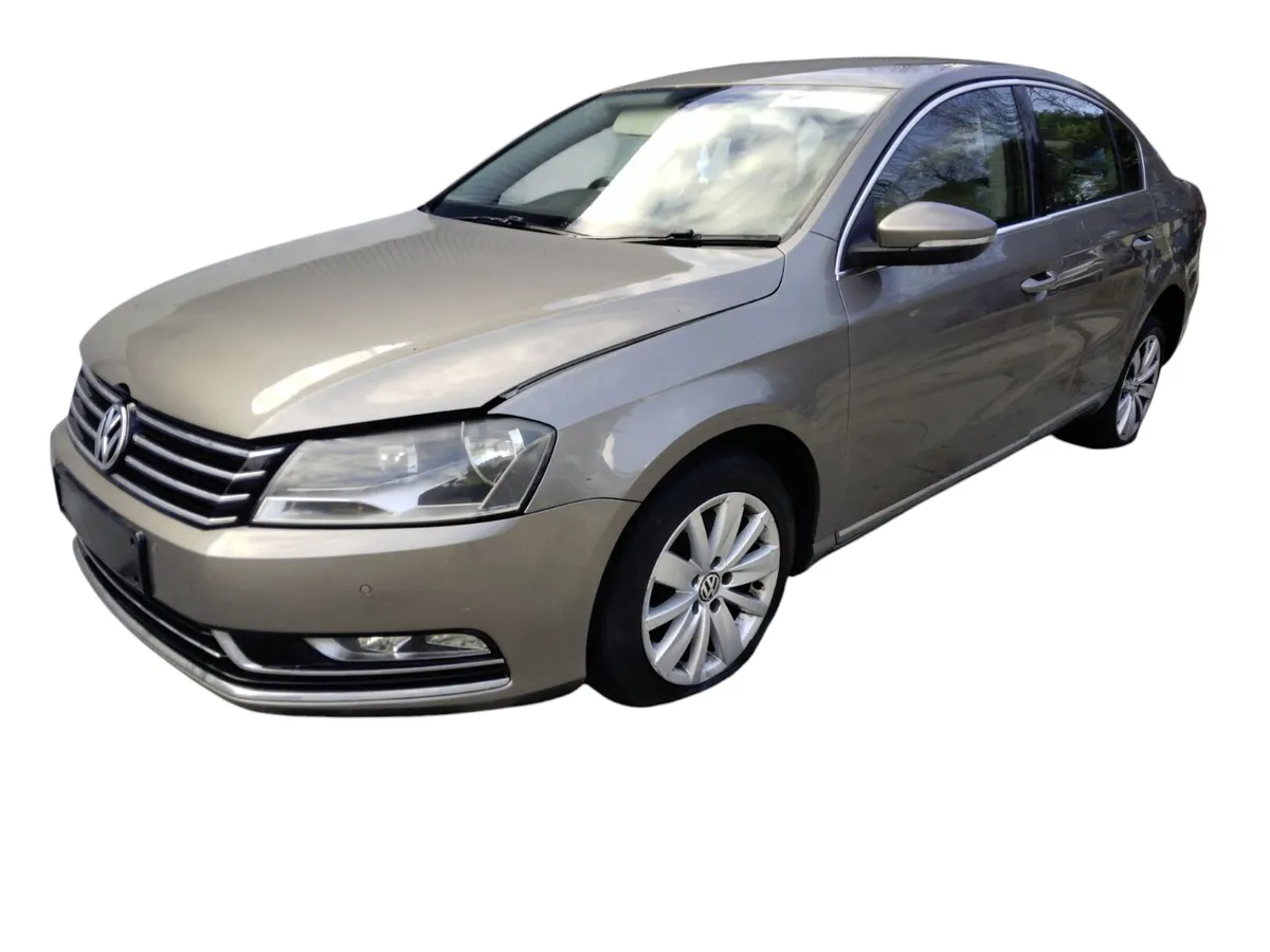 2011 VOLKSWAGEN PASSAT Breaking/Dismantling - Image 1