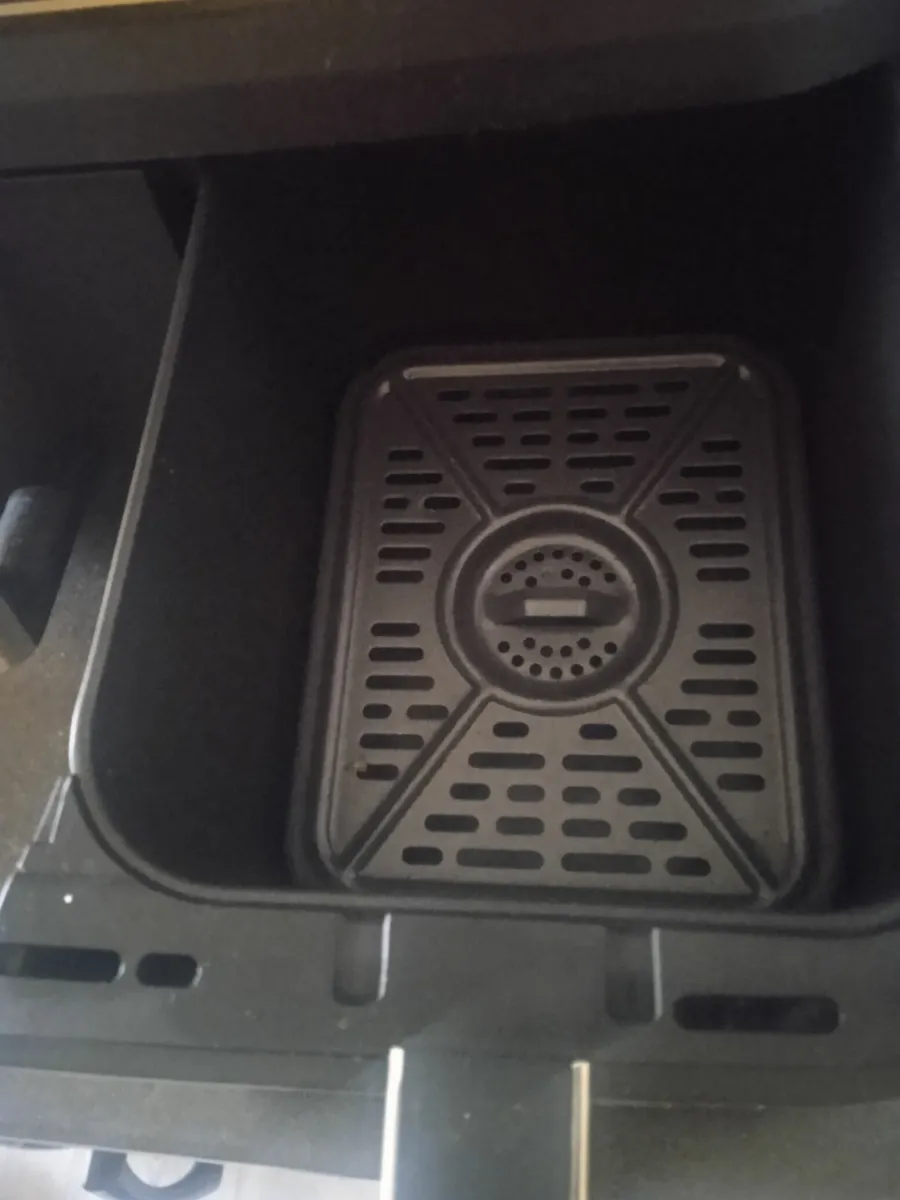 Air Fryer - Image 2