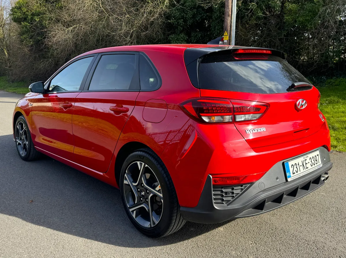 Hyundai i30 N-LINE DELUXE 2023 - Image 4