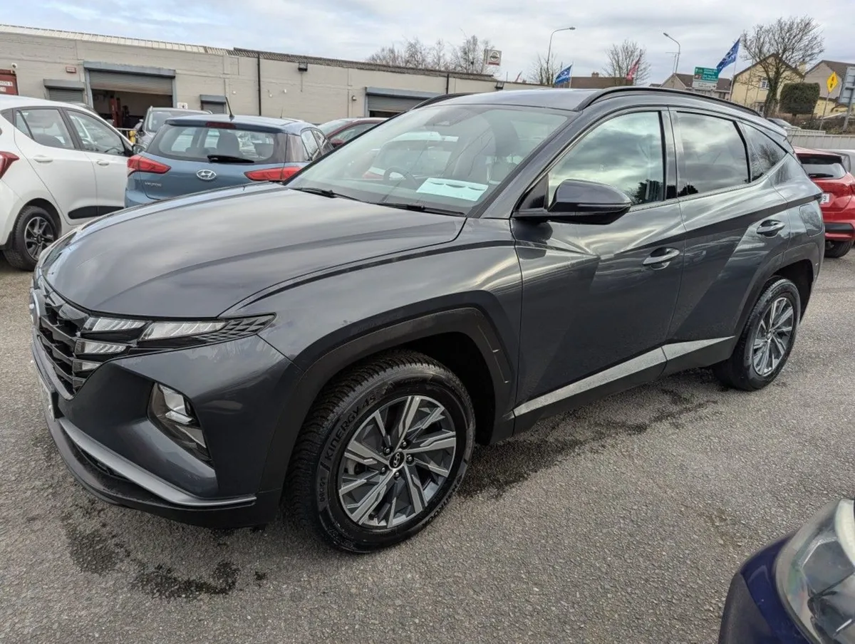 Hyundai Tucson HEV Executive  just IN - Image 3