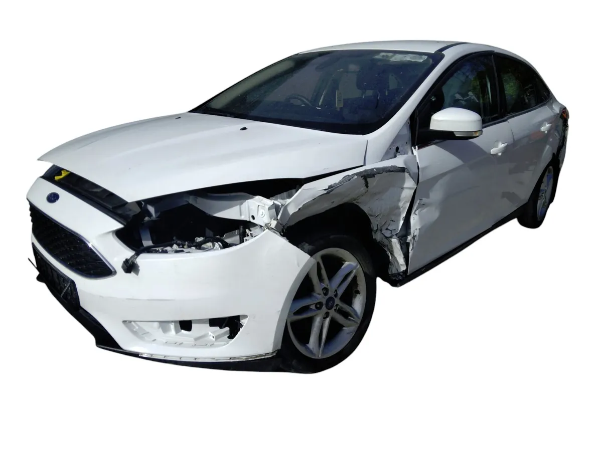 2017 FORD FOCUS Breaking/Dismantling - Image 4