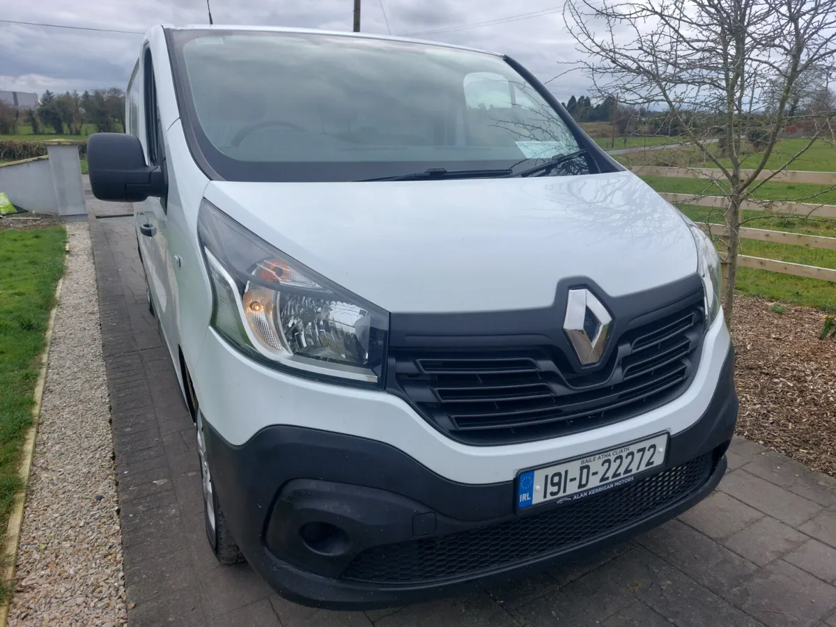 RENAULT TRAFIC 2019' LWB - Image 2