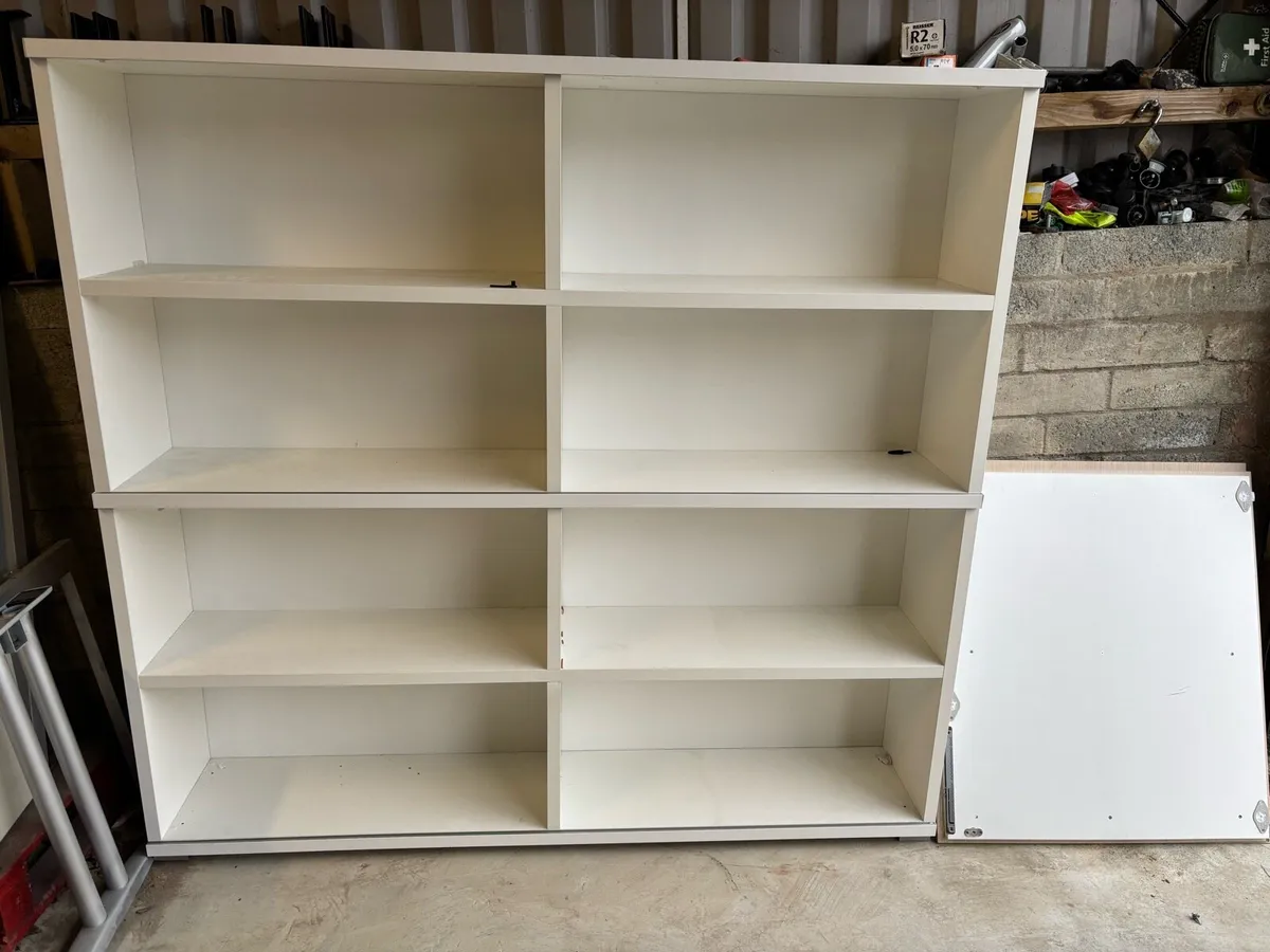 Shelf units - Image 3