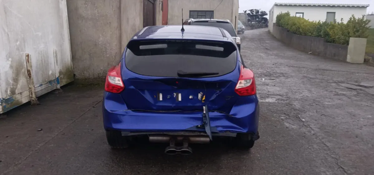 2014 FORD FOCUS ST 2.0 PETROL FOR BREAKING - Image 4
