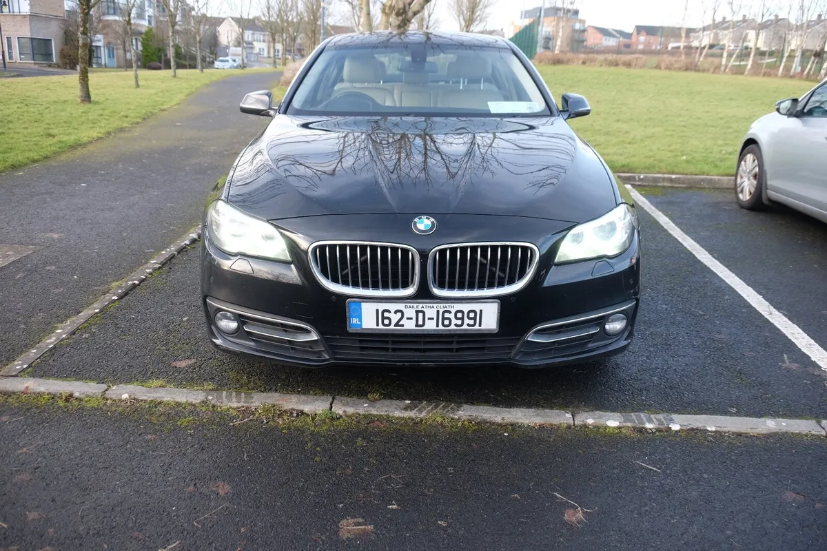 BMW 5-Series 2016 Luxury Trim - Image 2