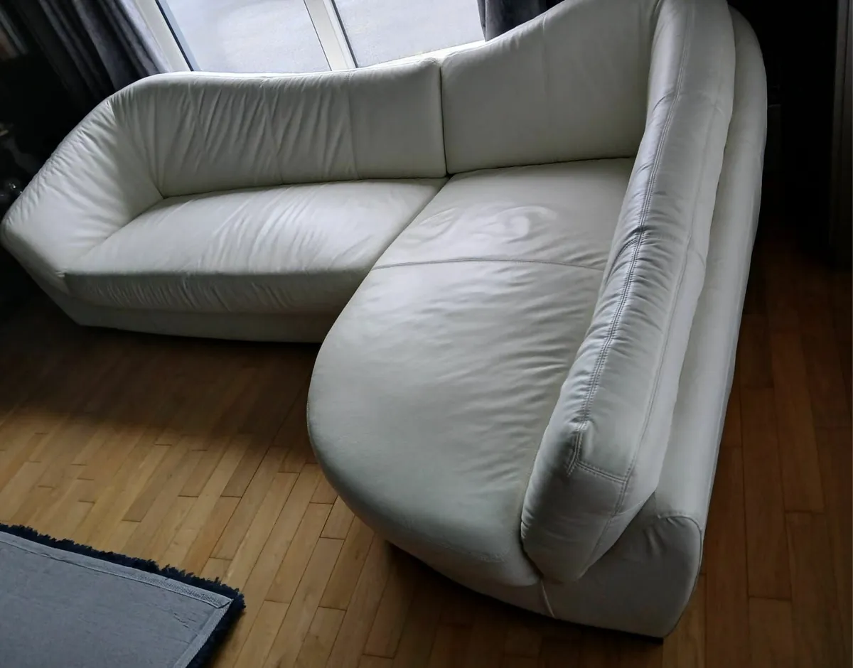 L shape Sofa cream leather - Image 3