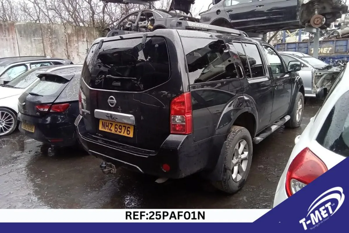 2011 NISSAN PATHFINDER BREAKING FOR PARTS - Image 3