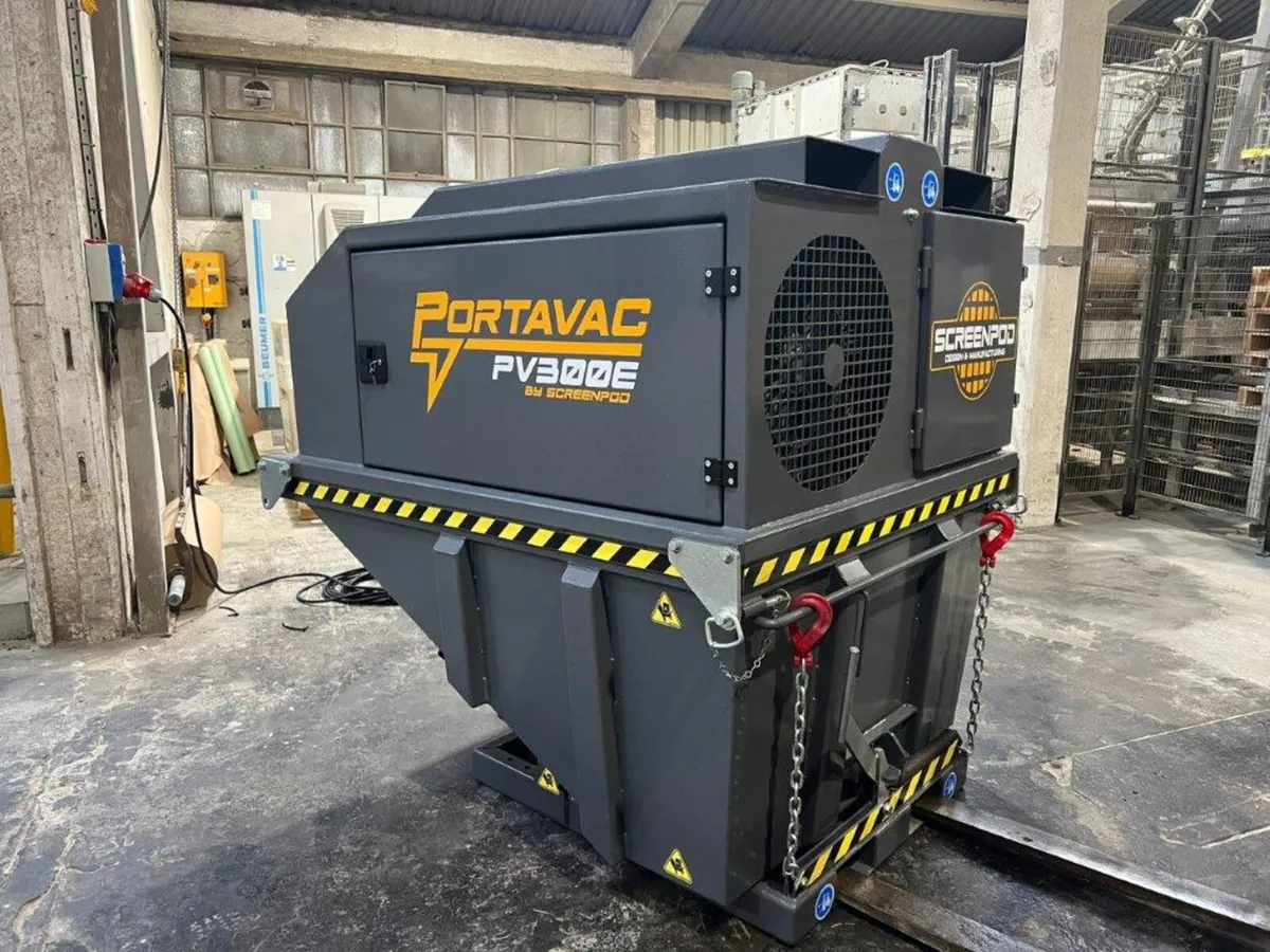 Industrial Vacuum - Image 3