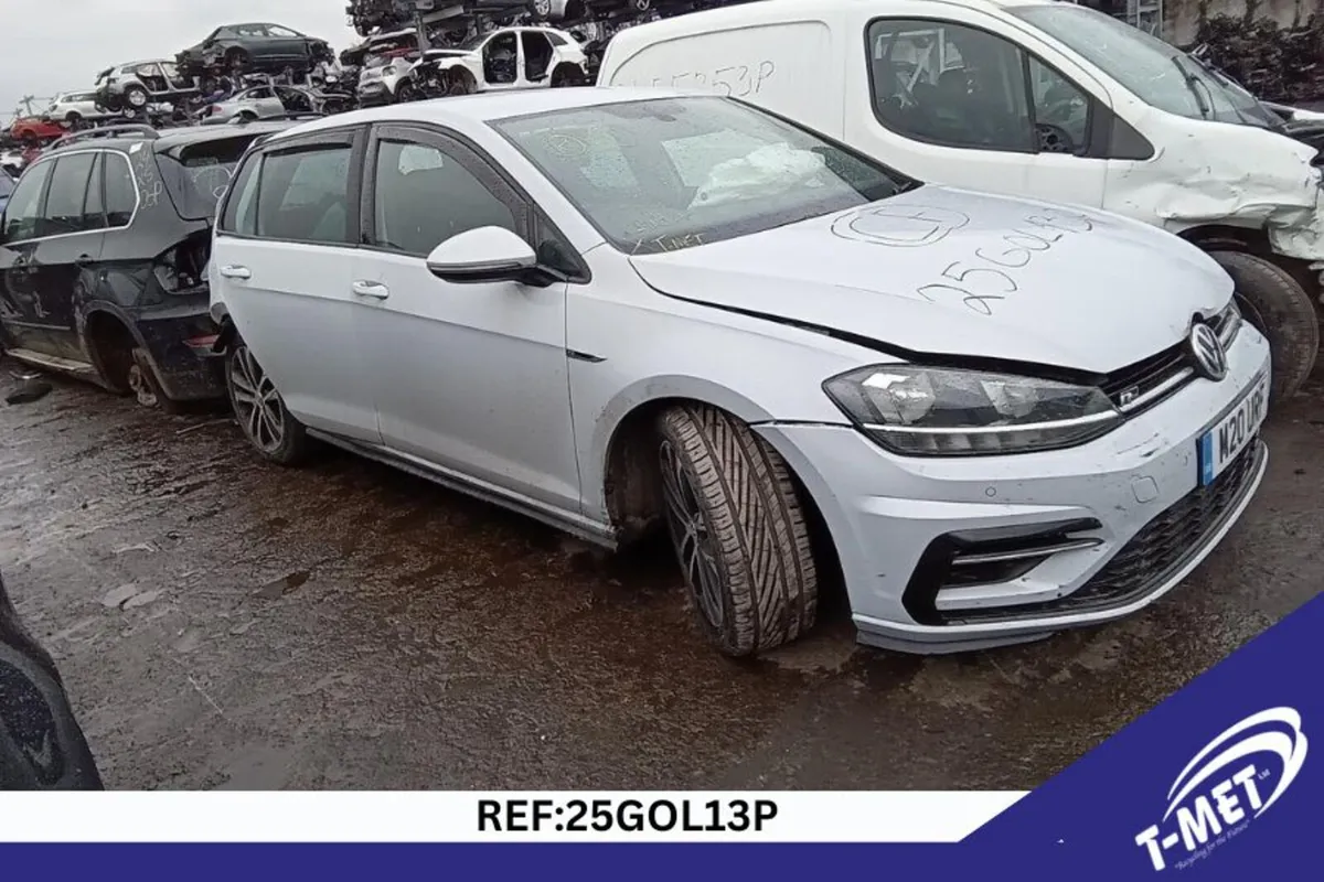 2018 VOLKSWAGEN GOLF R-LINE BREAKING FOR PARTS - Image 2