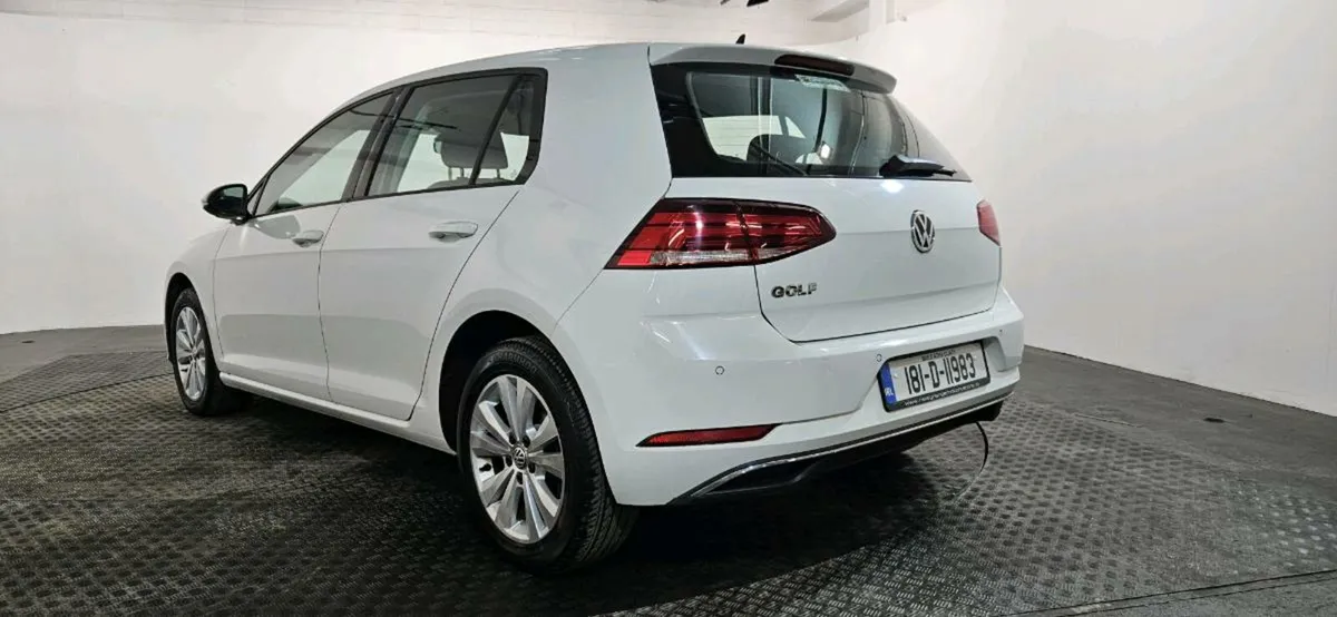 Volkswagen Golf 1.6tdi Comfortline - Image 2