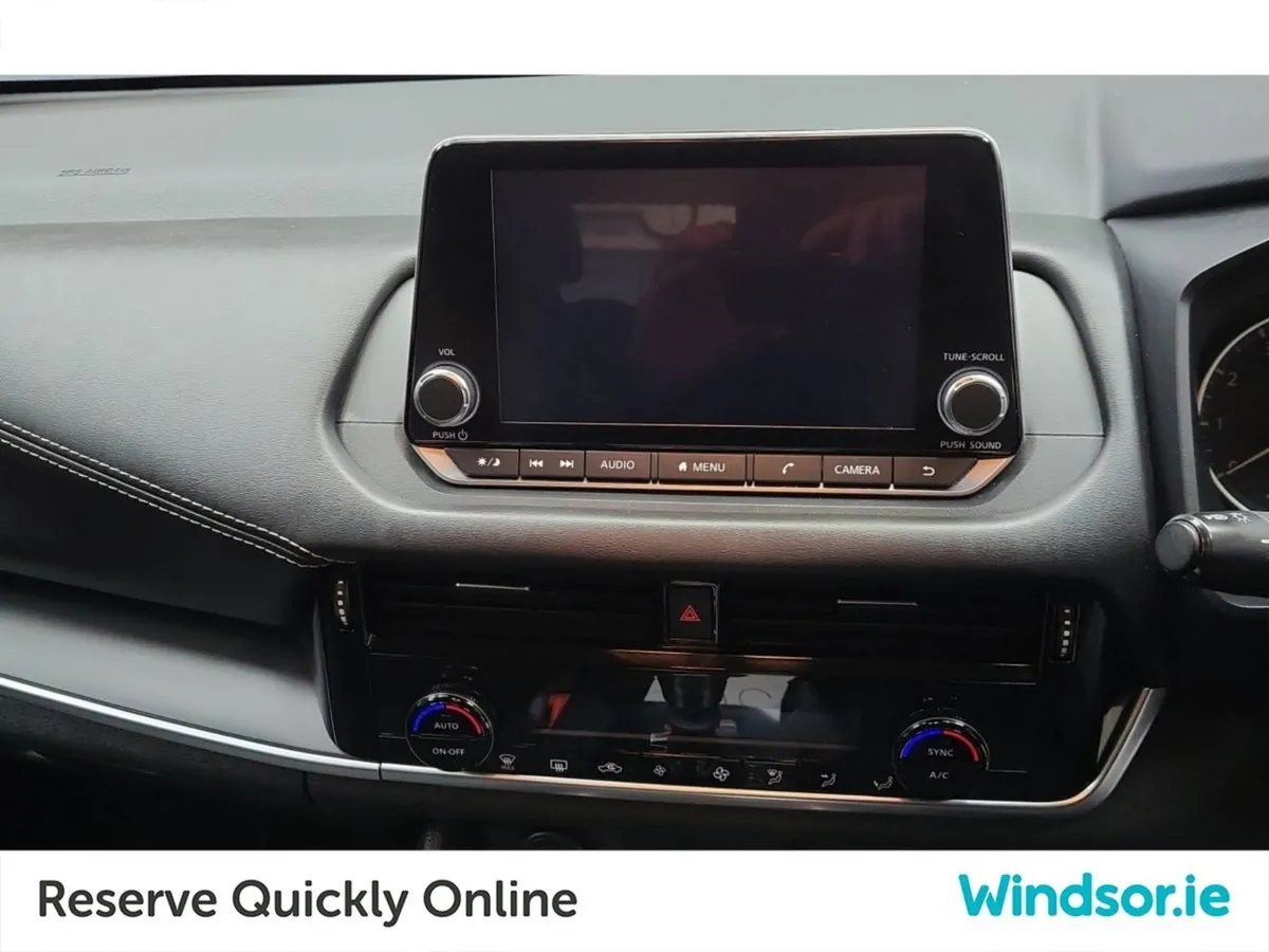 Nissan QASHQAI 1.3 PET Mild Hybrid SV  scrappage - Image 4