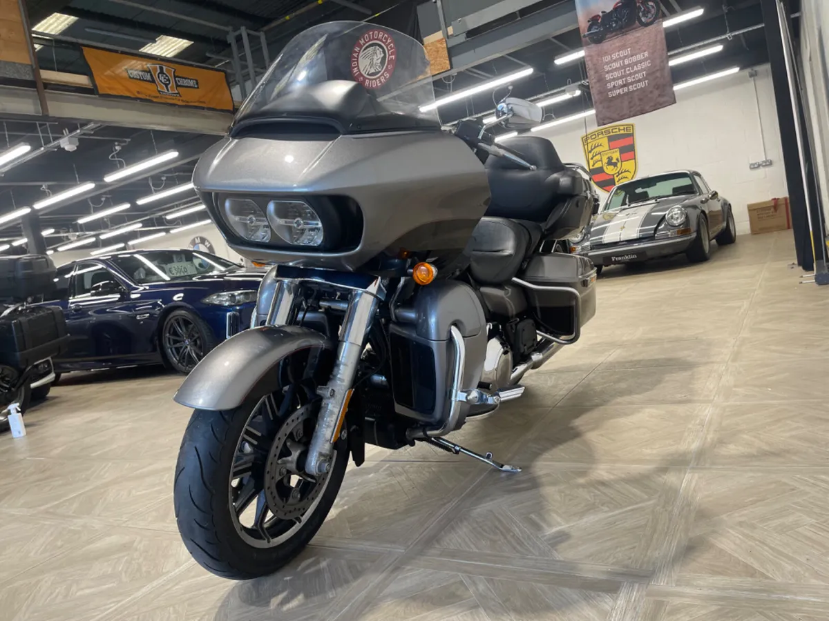 HARLEY DAVIDSON ROAD GLIDE - Image 4