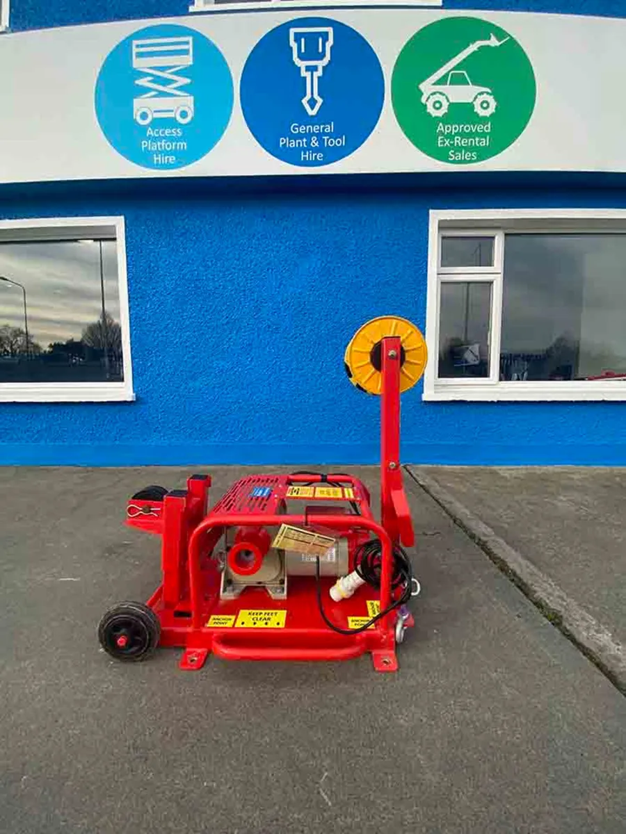 Cable Pulling Winch 110v 2.5t - Image 1