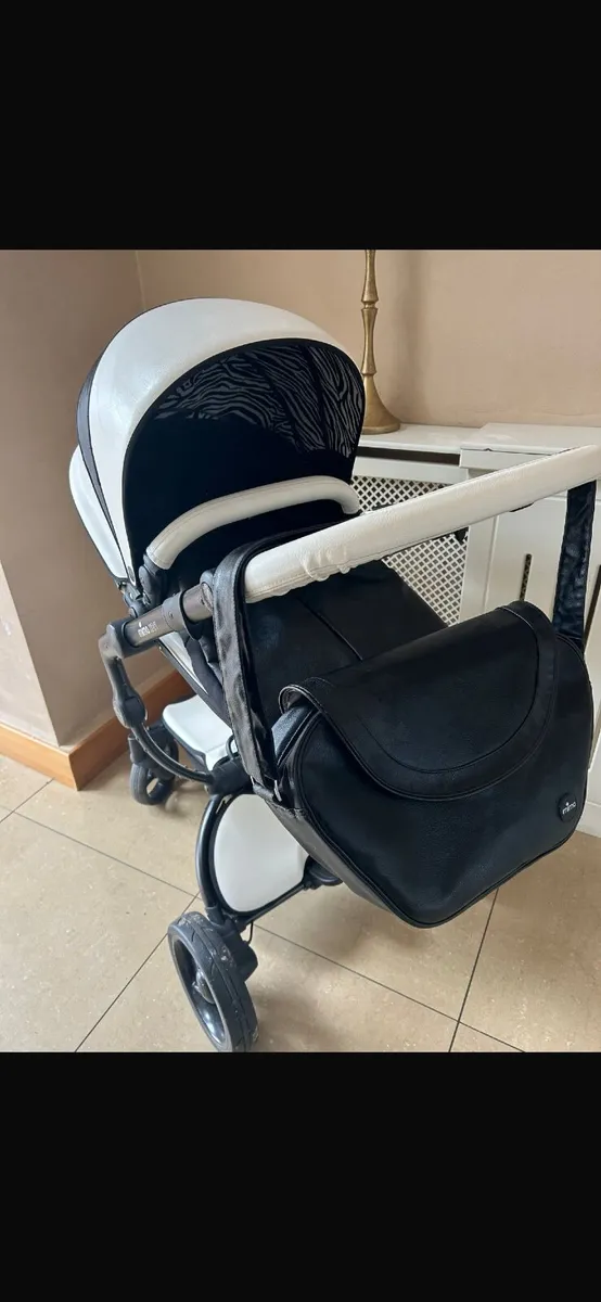 Mima Xari limited edition pram - Image 3