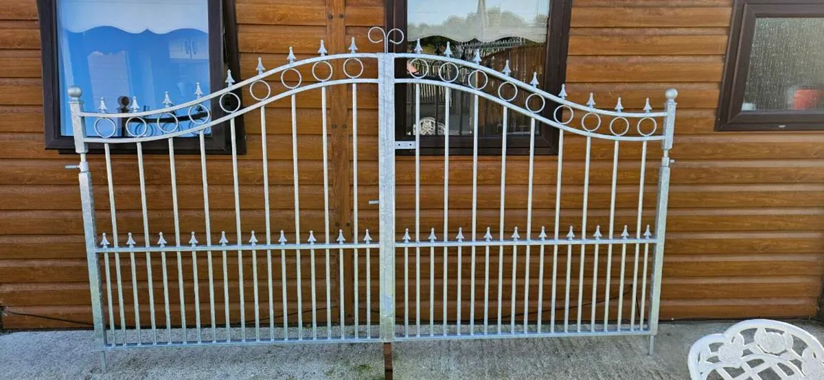 Galvanised House Gates - Image 3
