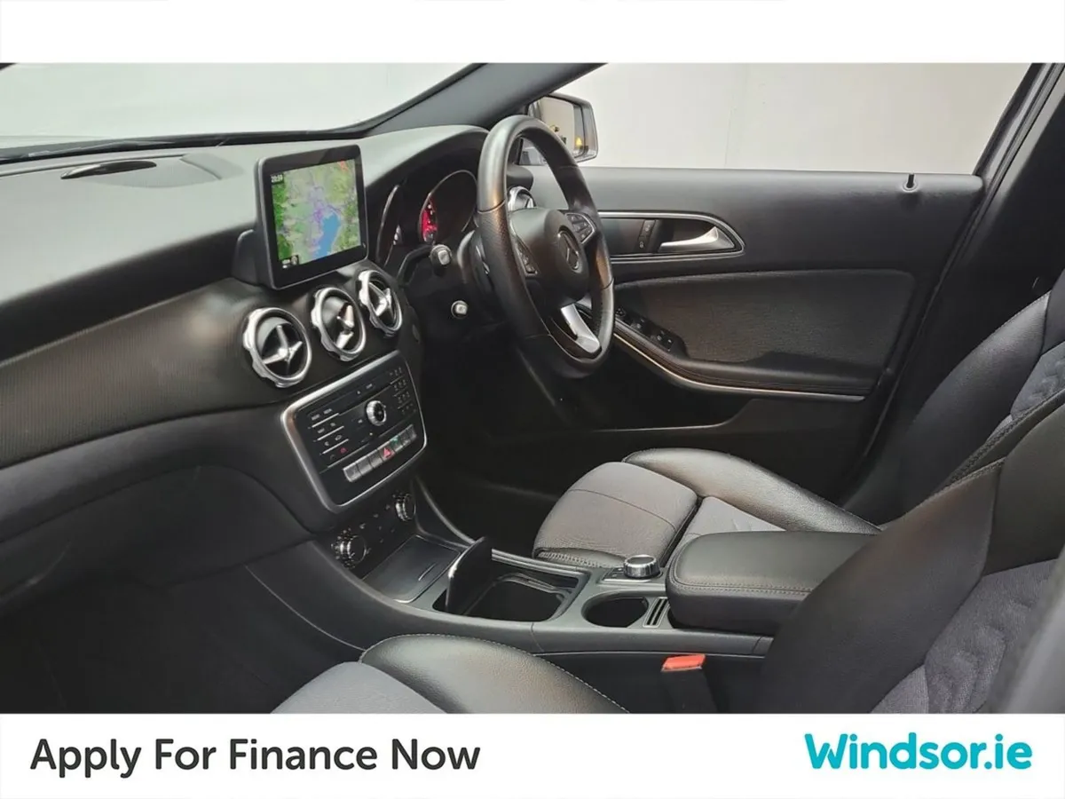 Mercedes-Benz GLA 1.6 Auto - Image 4