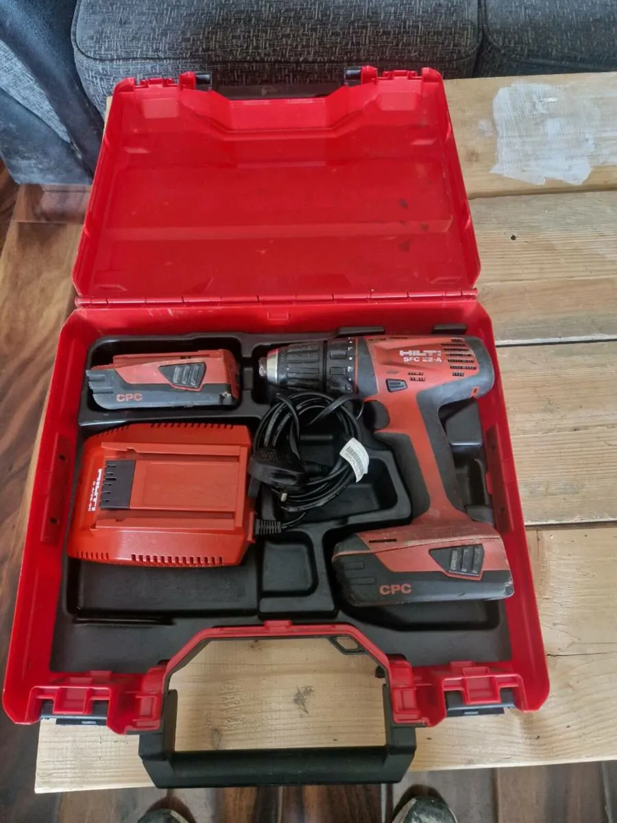 Hilti screw guns - Image 1