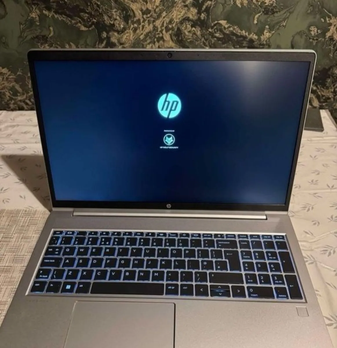 LAP TOP HP Probook  Running W11 - Image 1