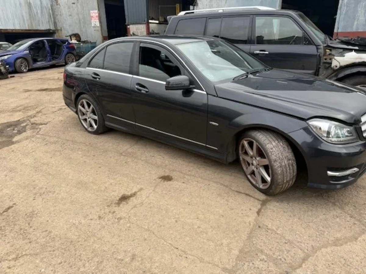 2011 MERCEDES C-CLASS 2.2L-D - Image 3