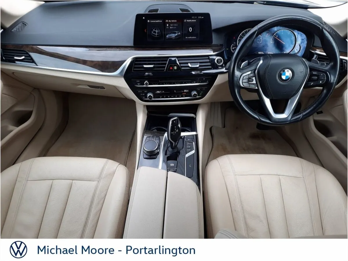 BMW 5 Series 520d SE 18  Auto - Image 3