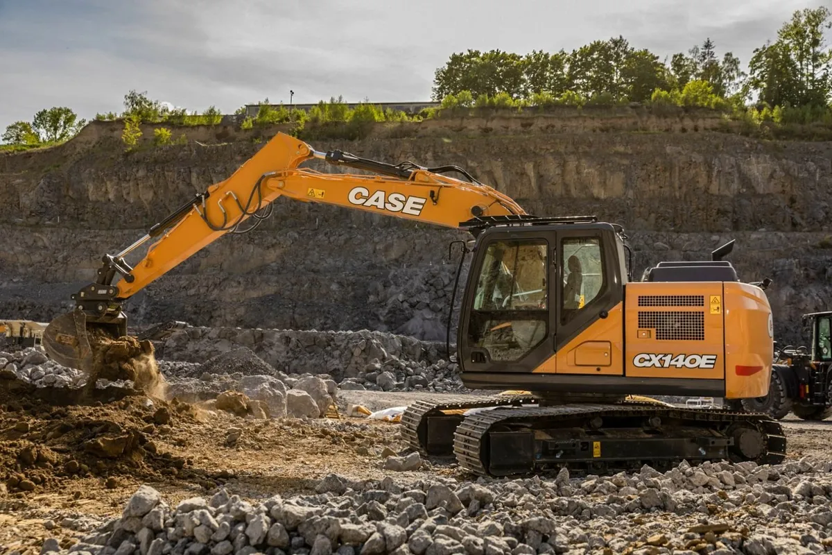 WANTED 360 Excavator Operator