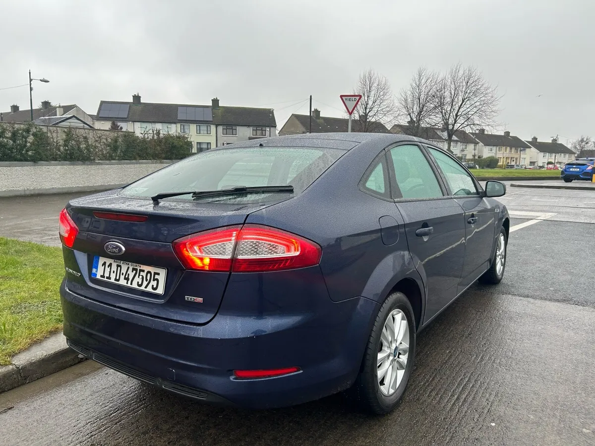 2011 Ford Mondeo 2.0l Zetec Hatchback - Image 4
