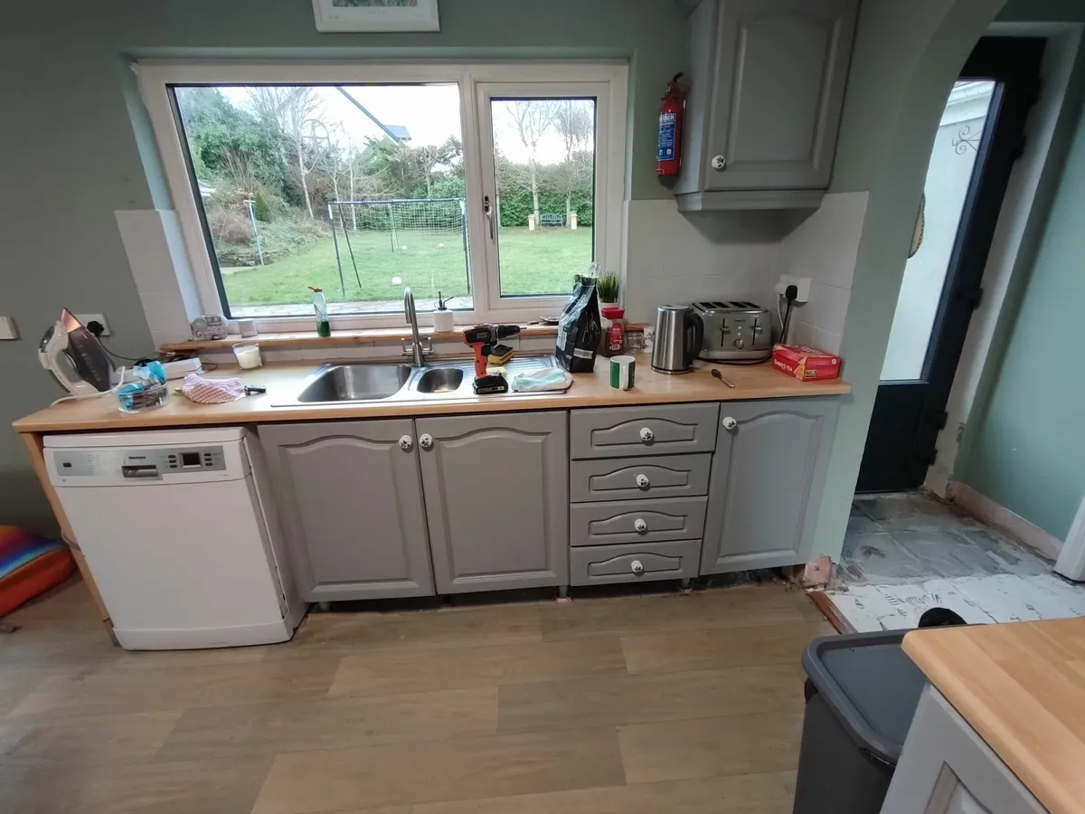 Kitchen appliances - Image 1