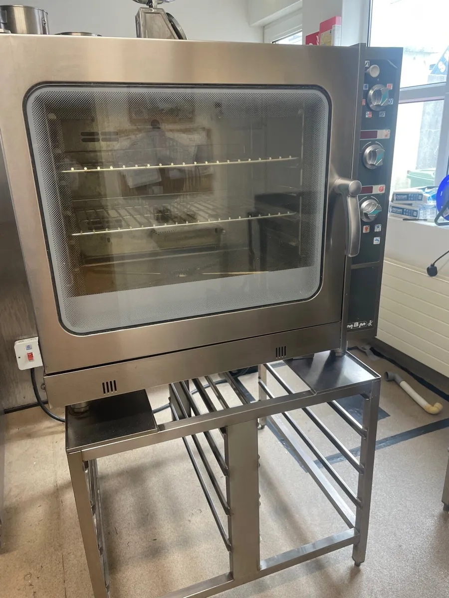 Mbm 3phase combi oven - Image 1