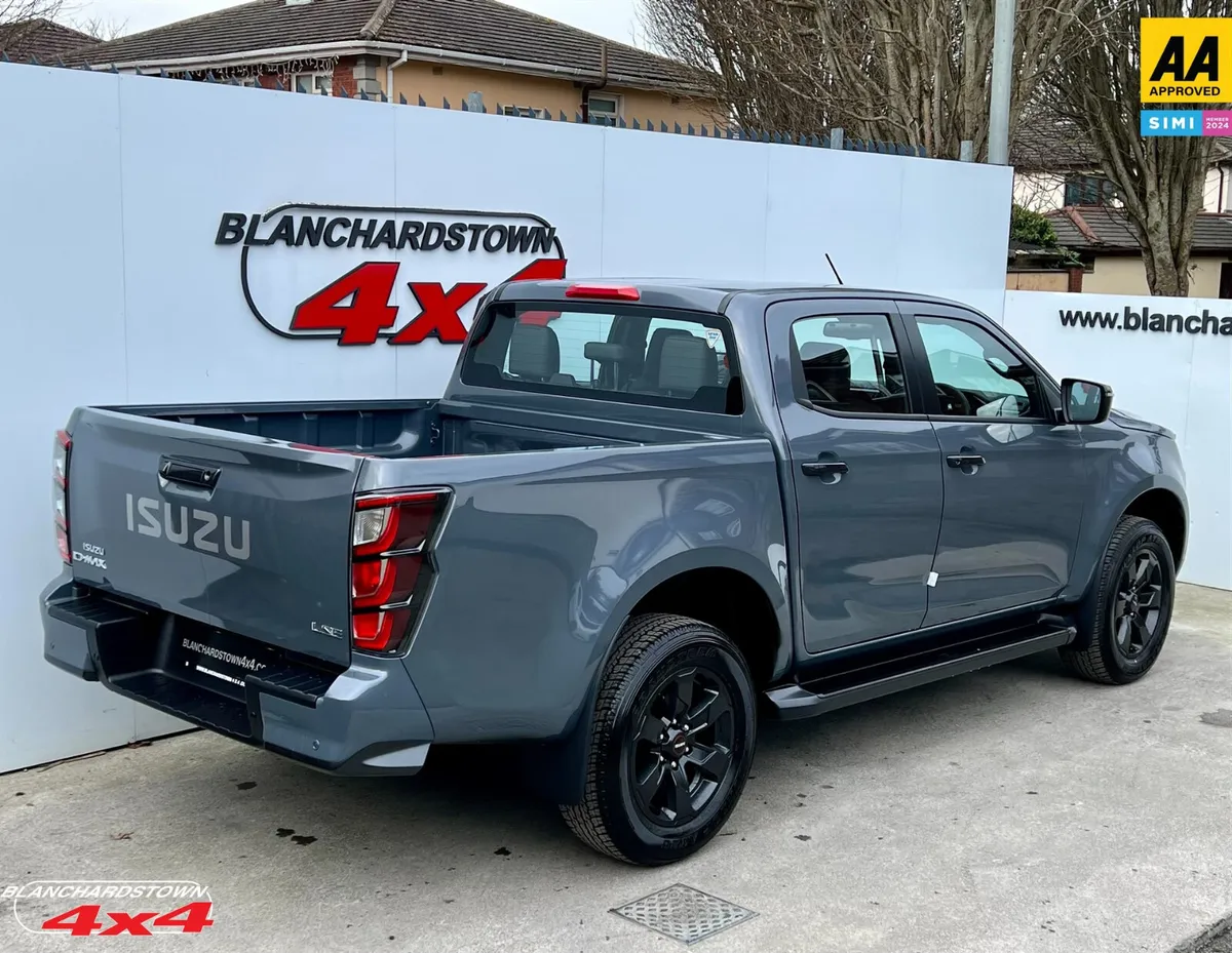 ISUZU DMAX LSE® AUTOMATIC STEEL GREY VATQ - Image 2