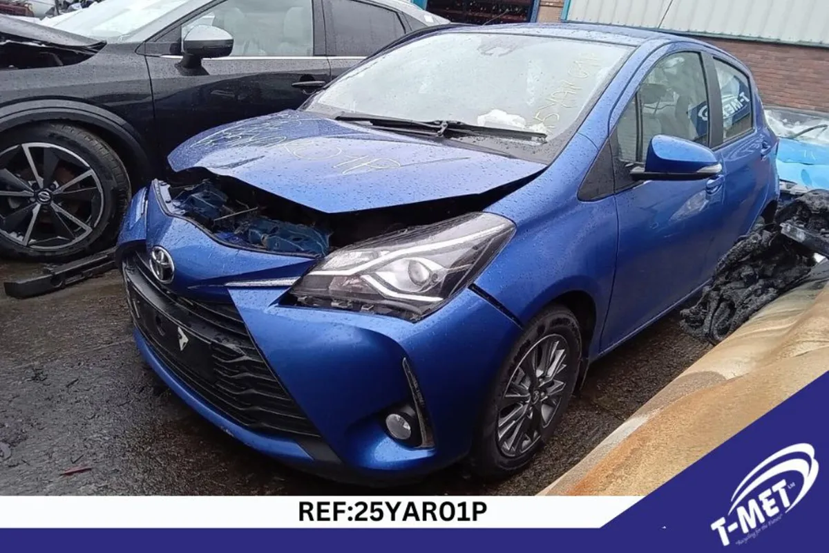 2018 TOYOTA YARIS BREAKING FOR PARTS - Image 1