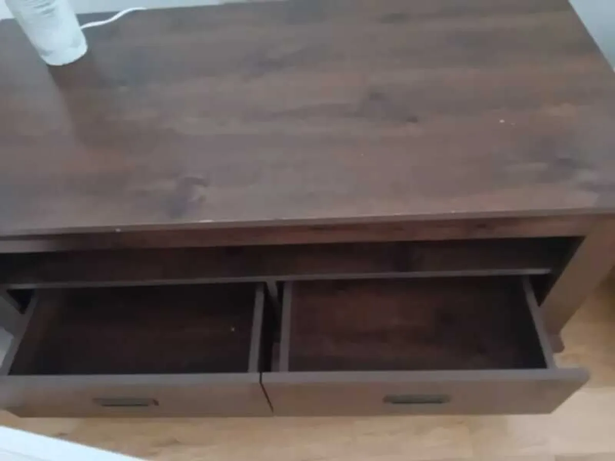 Coffee table - Image 1