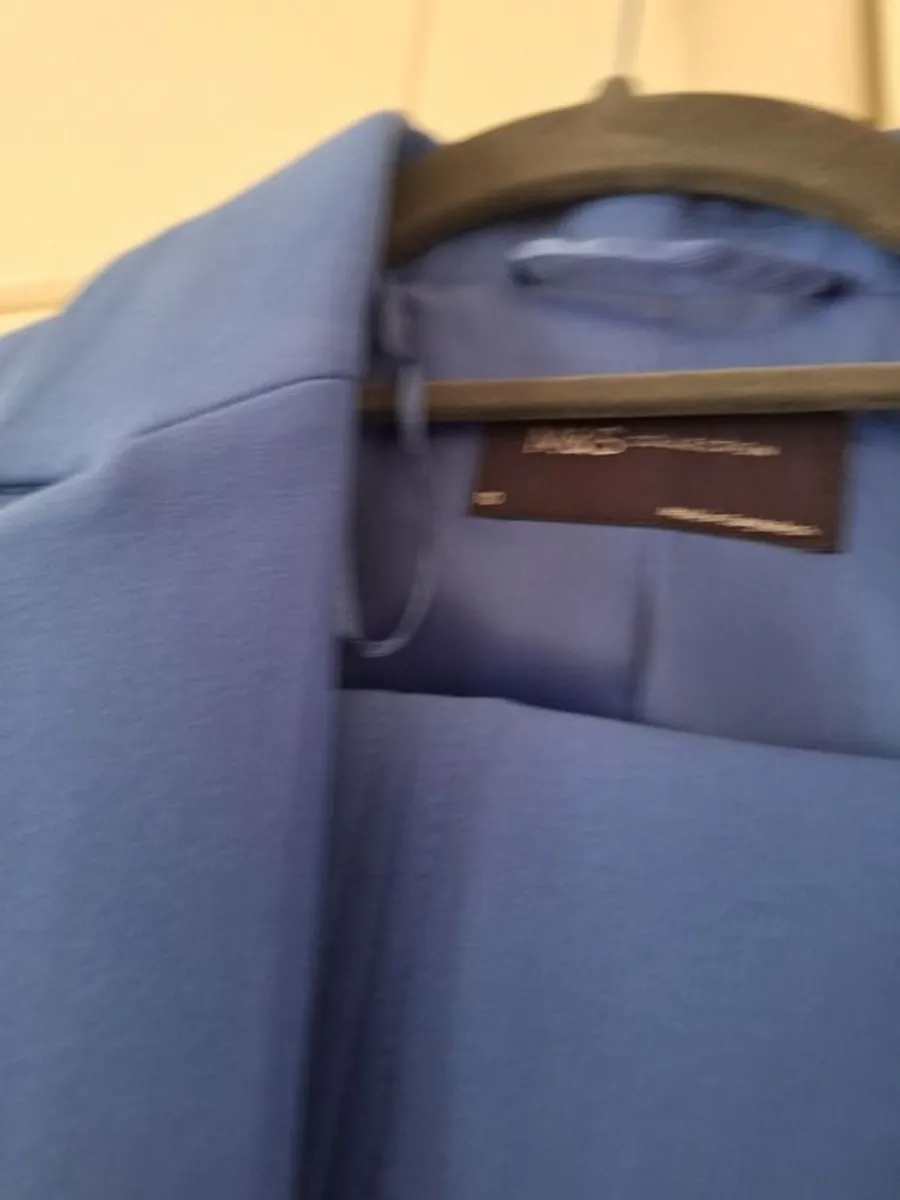M and S blue trouser suit size 10 - Image 1