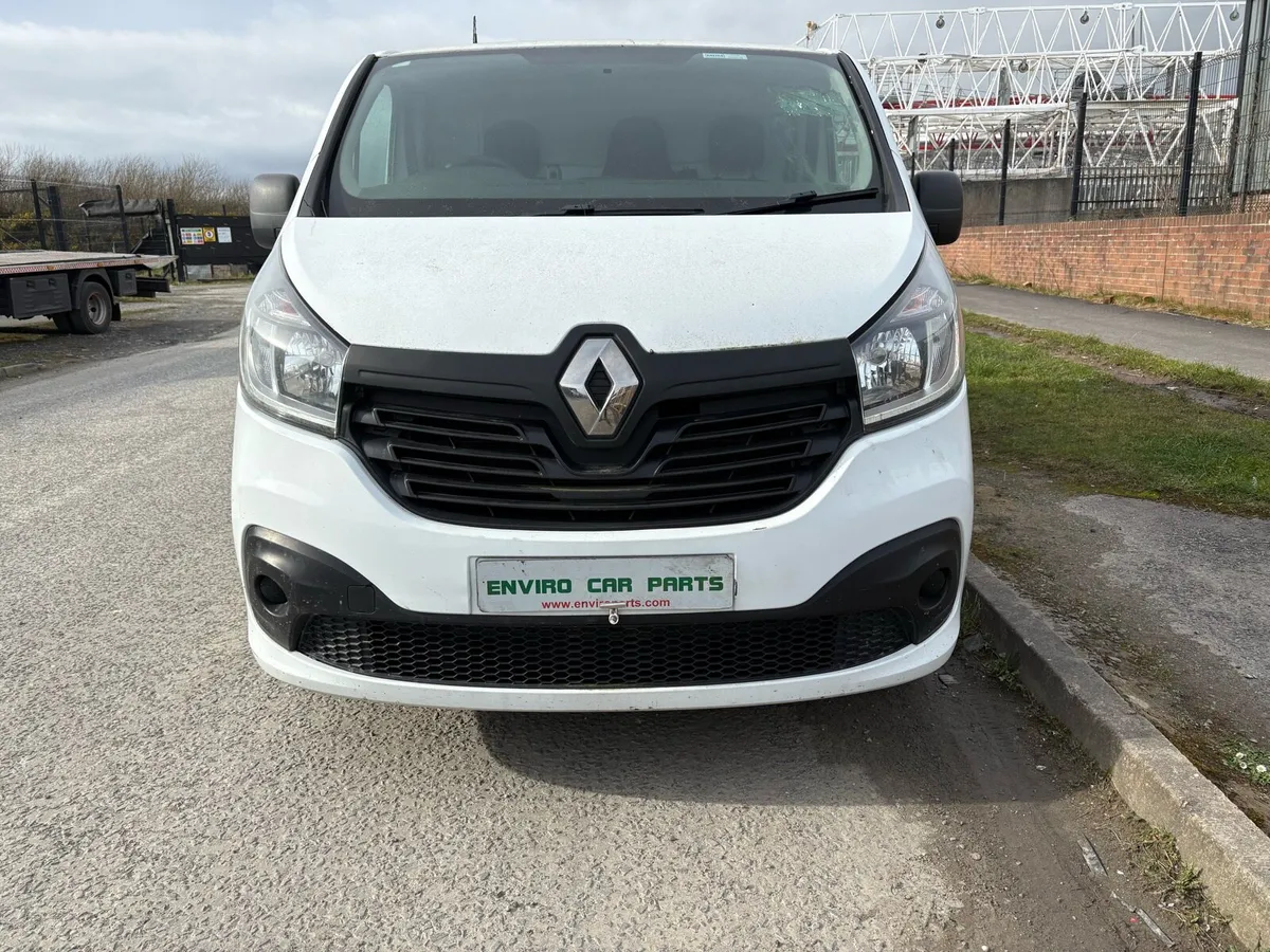 FOR BREAKING 2015 RENAULT TRAFFIC 1.6 Diesel - Image 3