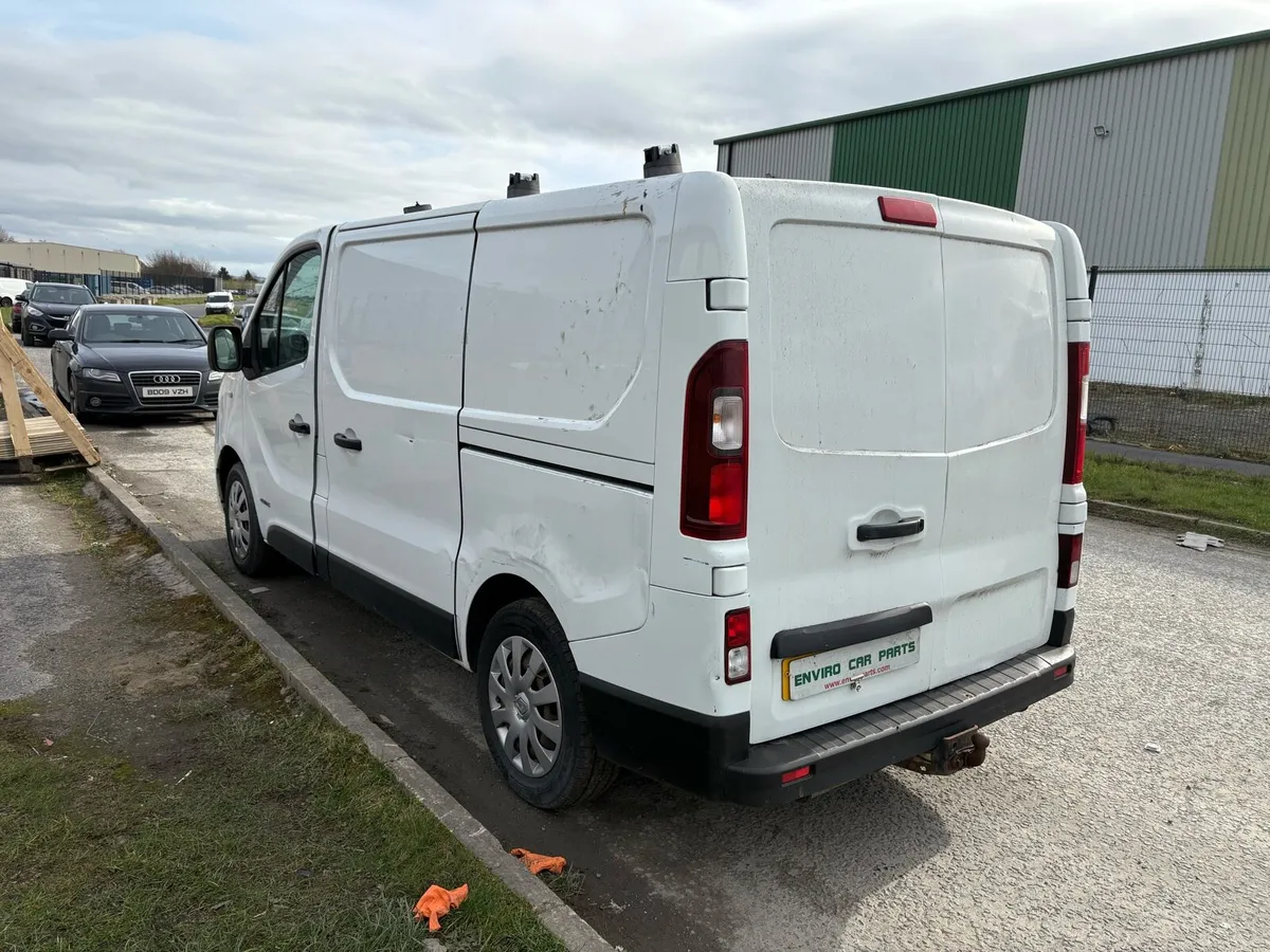 FOR BREAKING 2015 RENAULT TRAFFIC 1.6 Diesel - Image 4