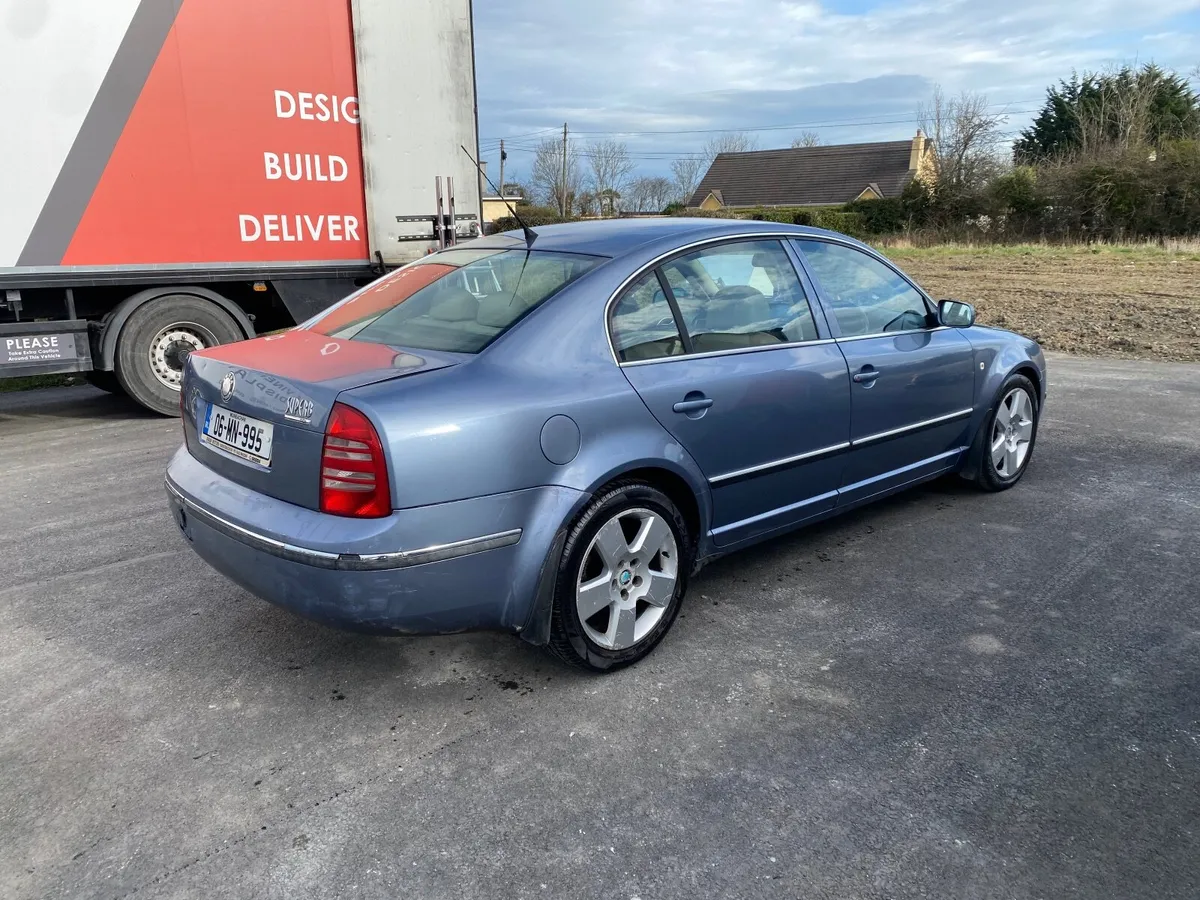 2006 Skoda Superb Prestige  1.9 TDI 105BHP - Image 4