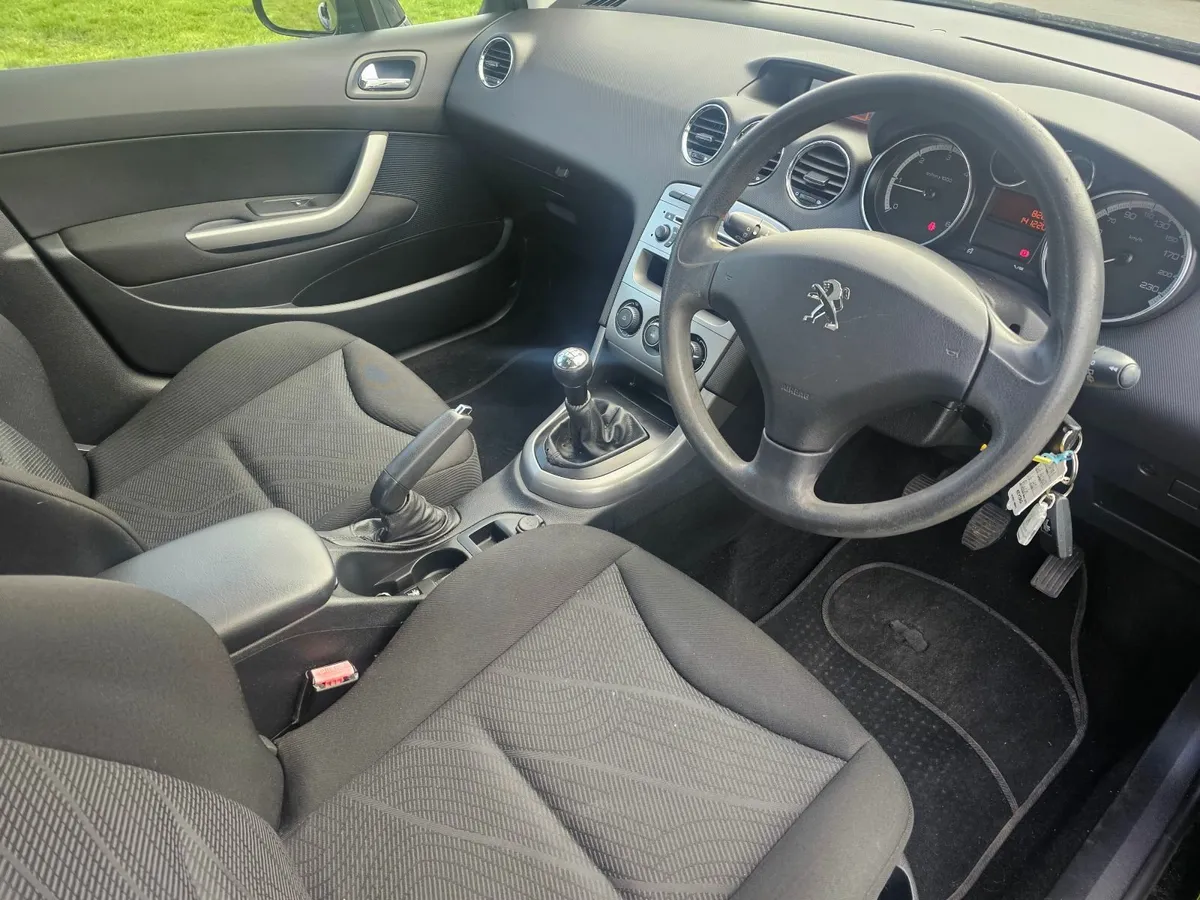 Peugeot 308 2014 - Image 3