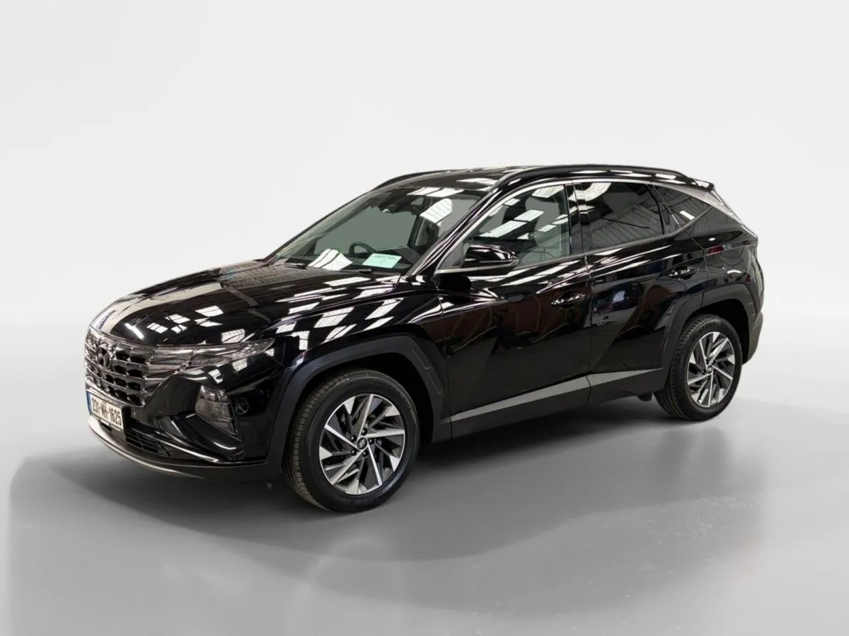 Hyundai Tucson 2WD Executive Plus - Image 4