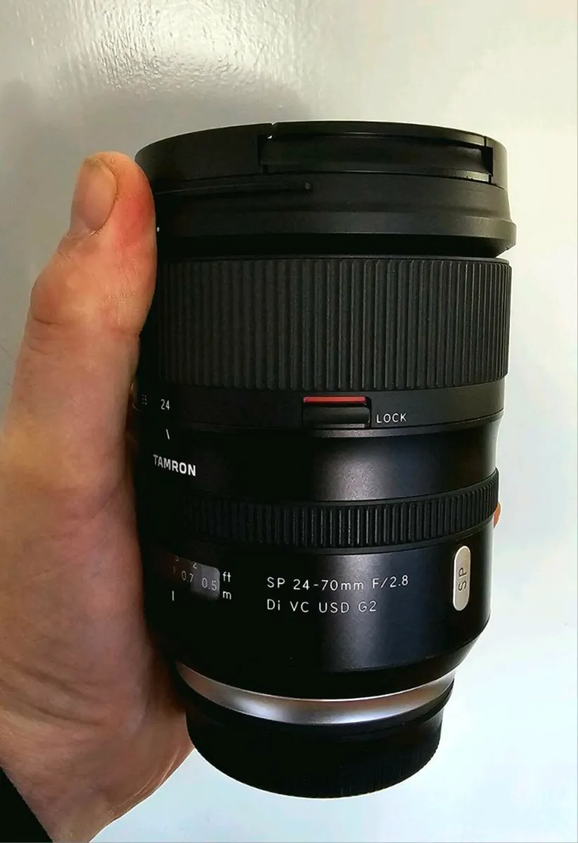 Selling my MINT Tamron SP 24-70 f2.8 G2 - Image 1