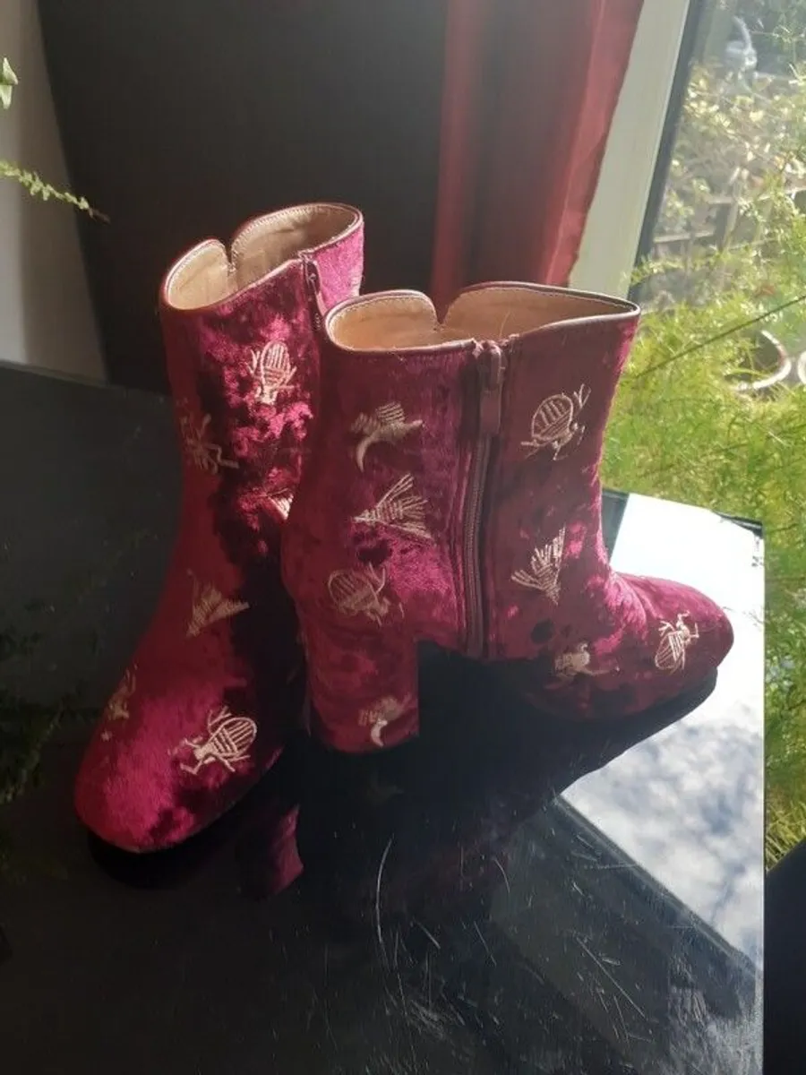 Velvet Ankle Boot size 5