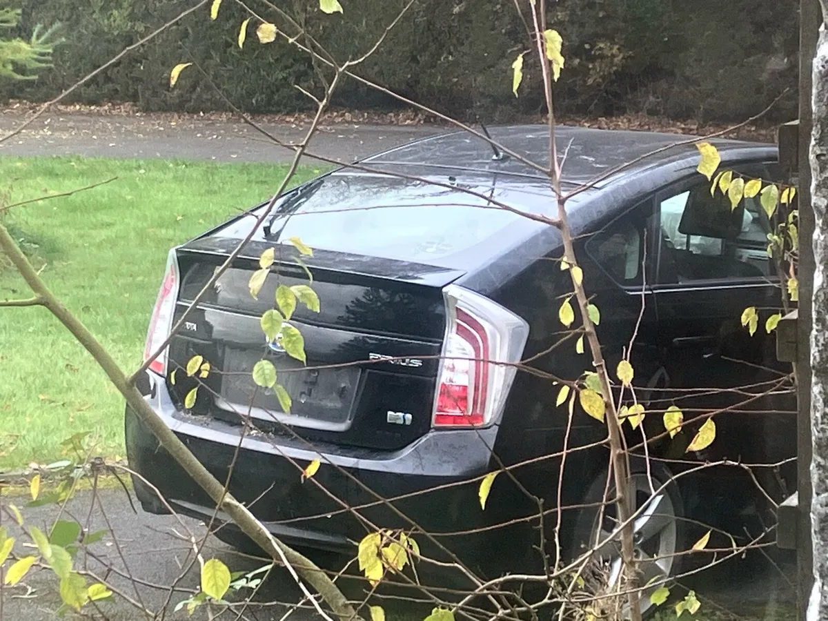 Prius for parts - Image 3