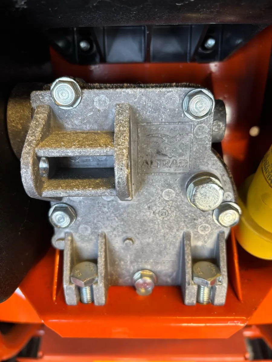 BELLE MIXER 110V scrapping - Image 4