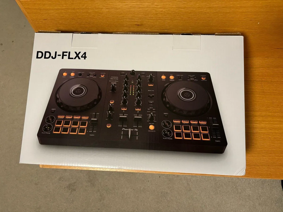 DJ Decks (DDJ-FLX4) - Image 4