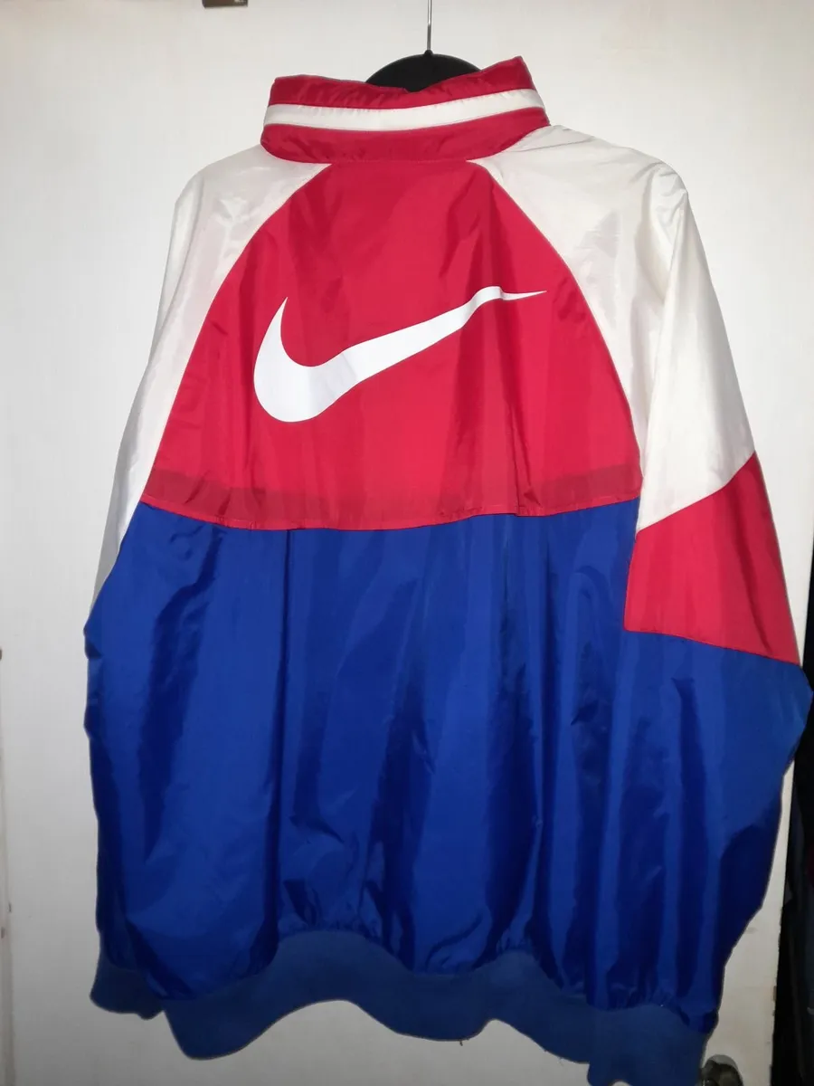 VINTAGE.. Sports Jacket - Image 4