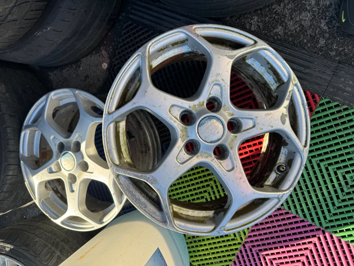 16”  5x108 alloys x4