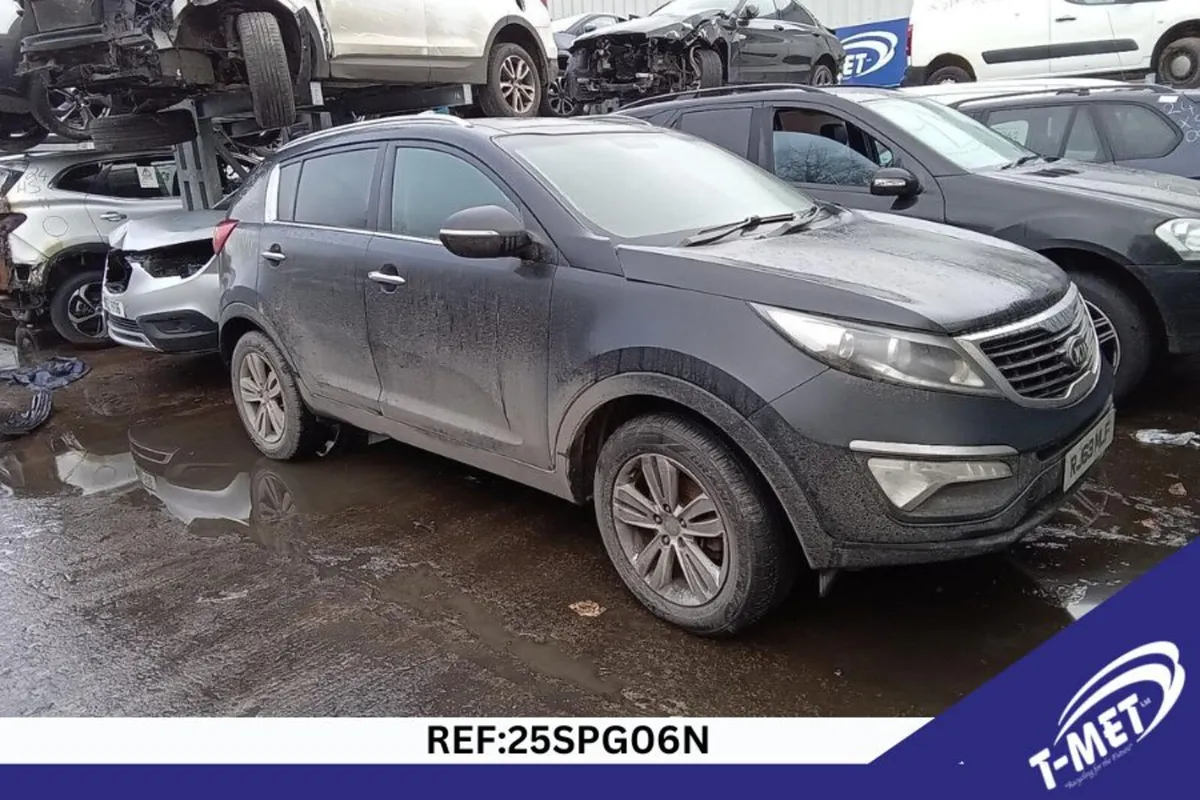 2014 KIA SPORTAGE BREAKING FOR PARTS - Image 1